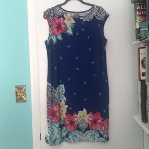 Sleeveless dress